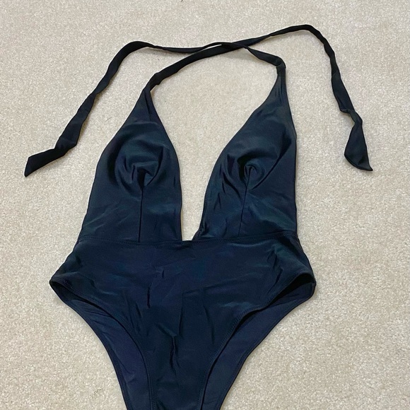 Kendall & Kylie Other - Kendall & Kylie Charcoal Swimsuit